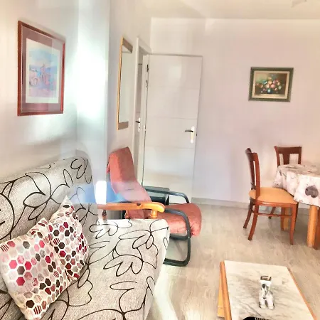 Cenit Apartment *